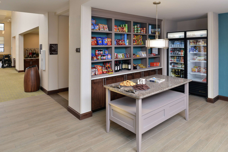 Food & Drinks 5, Homewood Suites By Hilton Cincinnati Mason, Warren