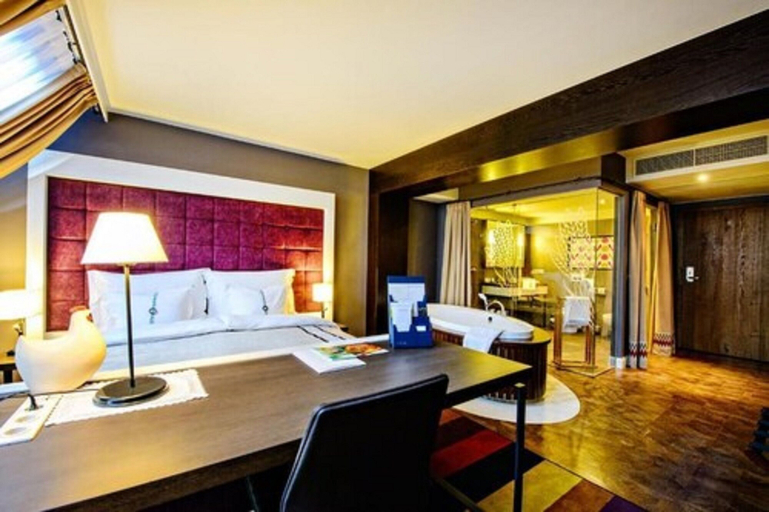 Bedroom 3, Bristol Tradition and Luxury, Rzeszów City