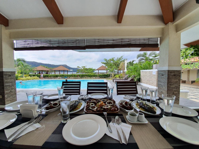 Food & Drinks 5, RSAM Beach Resort by Cocotel, Nasugbu