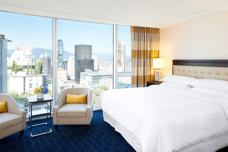 Bedroom 3, Sheraton Vancouver Wall Centre, Greater Vancouver
