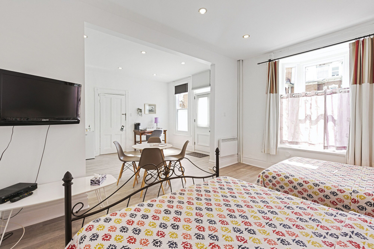 Bedroom 2, Château des Tourelles - Par Aneyro, Communauté-Urbaine-de-Québec