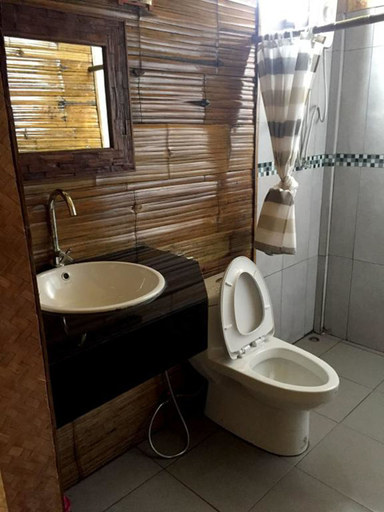 Bathroom 5, Boutique Hotel & Restaurant, Jaidee Bamboo Huts, Muang Chiang Mai