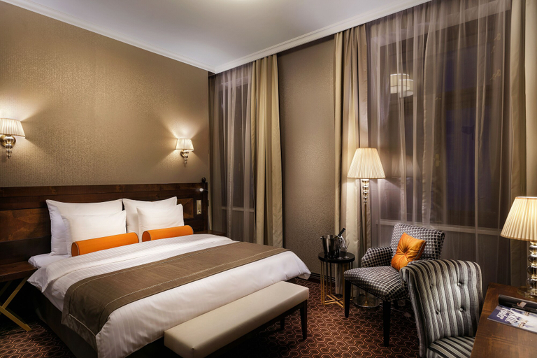Bedroom 2, Cosmopolitan Hotel Prague, Praha 1