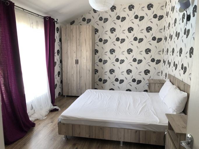 Bedroom 3, Laguna Beach Club, Dusheti