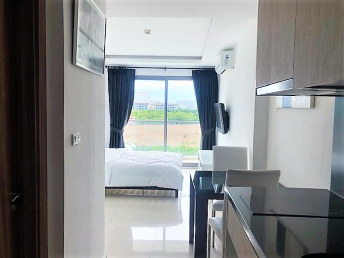 Bedroom 2, Top Floor Studio at Laguna Beach Resort - Maldives, Pattaya