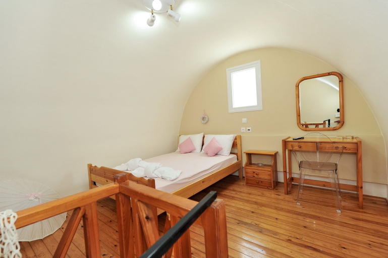 Bedroom 3, Asterolithos, South Aegean