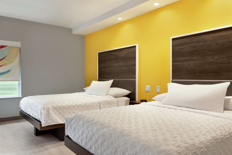 Bedroom 4, Tru by Hilton Houston Webster NASA, Houston