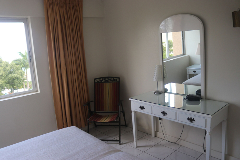 Bedroom 3, Angel Fish Beach Suites - Turtle Tower