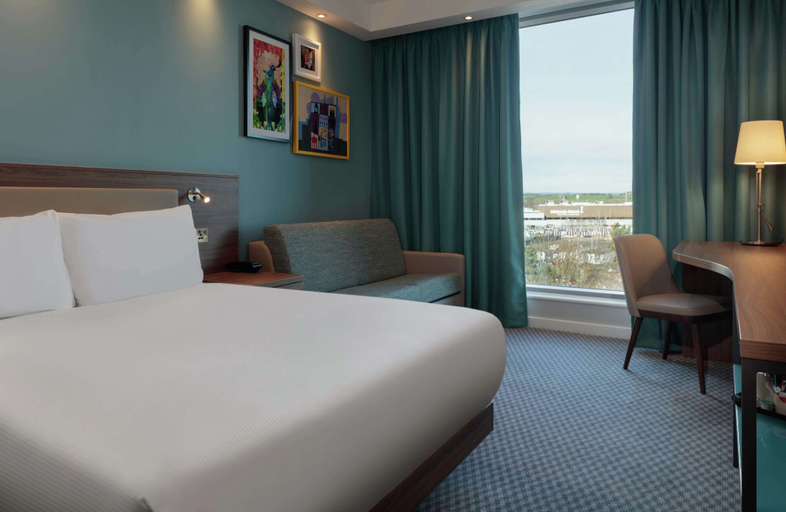 Bedroom 3, Hampton by Hilton Edinburgh Airport, Edinburgh