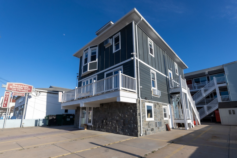 Exterior & Views 2, Seaside Sands Inn, Ocean