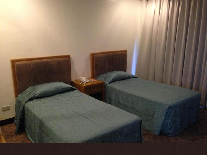 Bedroom 4, Bayfront Hotel Subic, Olongapo City