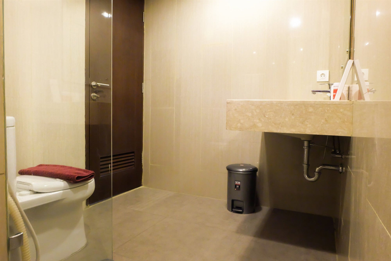 Bathroom 4, Best Location The H Residence Apartment, East Jakarta