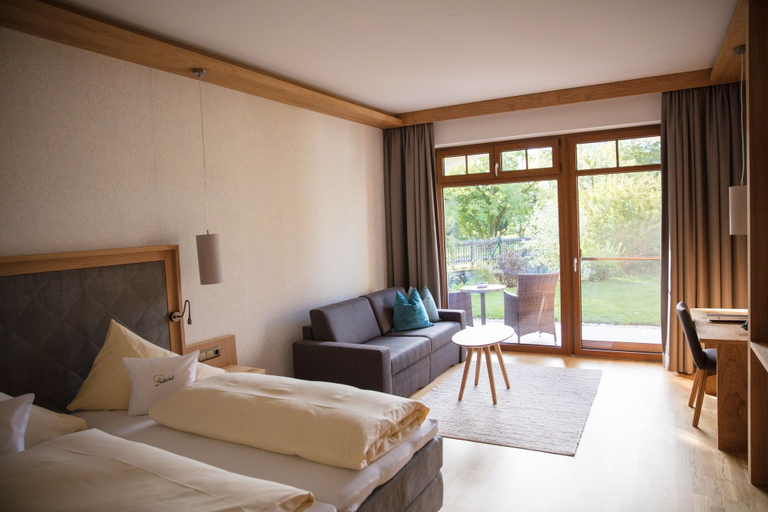 Bedroom 2, Hotel Sallerhof, Salzburg Umgebung