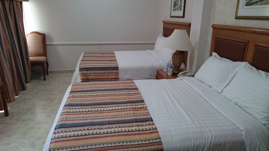 Bedroom 2, Hotel Savoy Express, Torreón