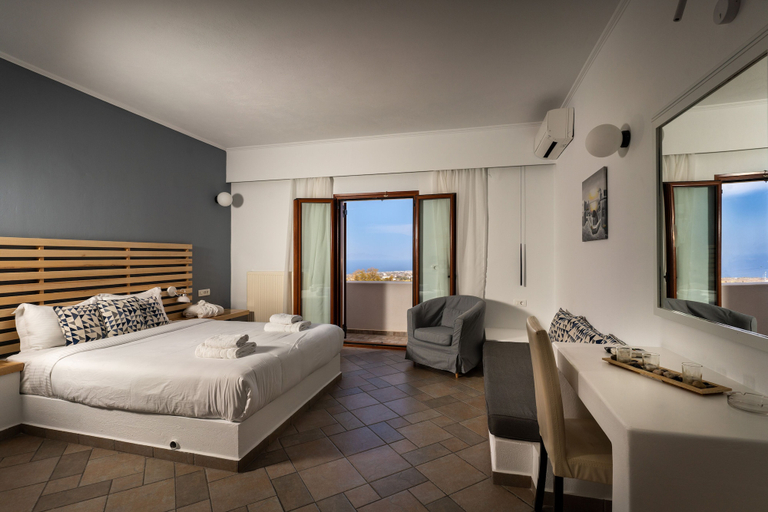 Bedroom 3, Anamnesis City Spa Hotel, South Aegean