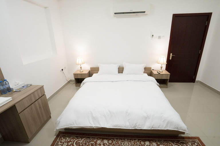 Bedroom 5, Al Majd Hotel, Seeb