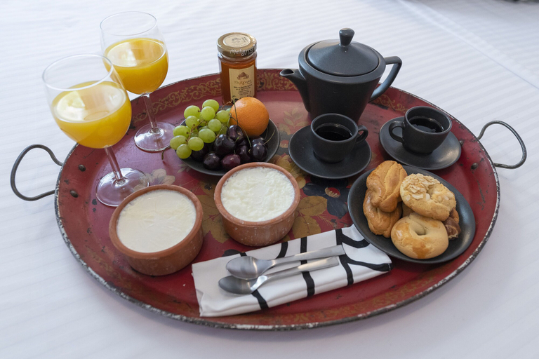 Food & Drinks, Elegant apartment in Kolonaki, Attica