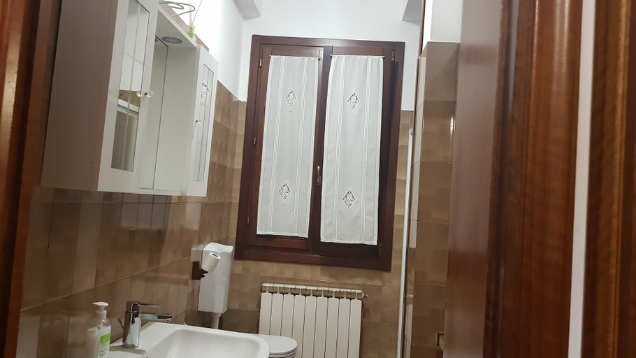 Bathroom 4, Venetian Style, Venezia