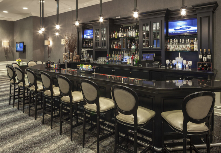 Food & Drinks 5, The Manhattan Club, New York