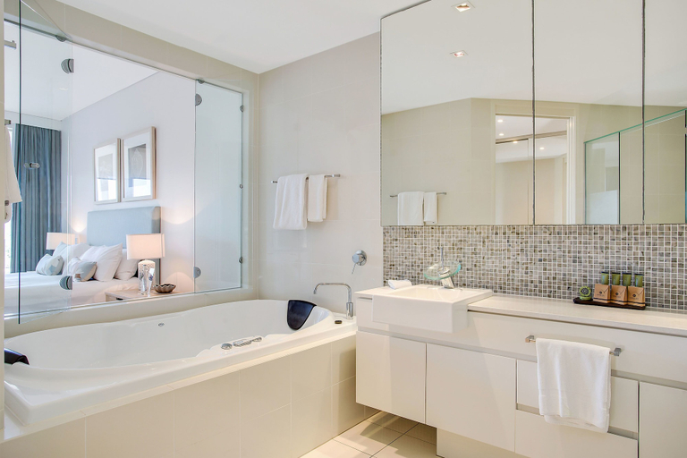 Bathroom 5, Peppers Salt Resort & Spa, Tweed Heads