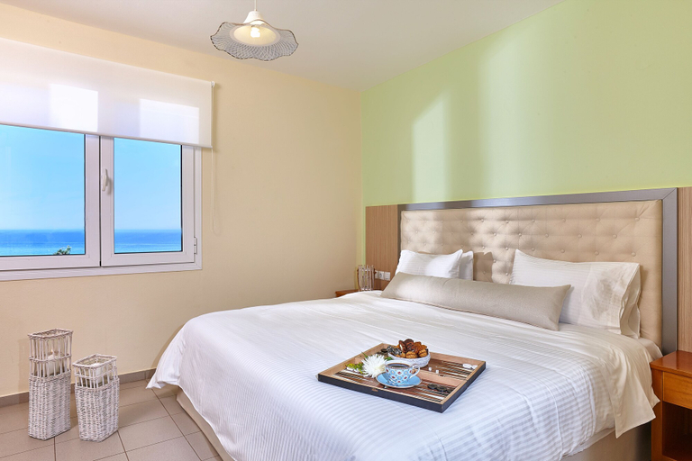 Bedroom 4, Everest Apartments, Crete