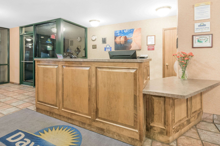 Public Area 2, Days Inn by Wyndham West Rapid City, Pennington