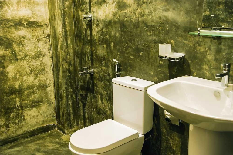Bathroom 4, Colombo Beach Hostel, Dehiwala-Mount Lavinia