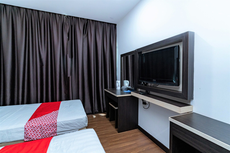 Bedroom 2, OYO 90375 Reggae Inn, Bintulu