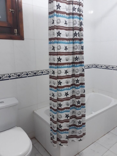 Bathroom 4, Alhambra Hotel, Luxor
