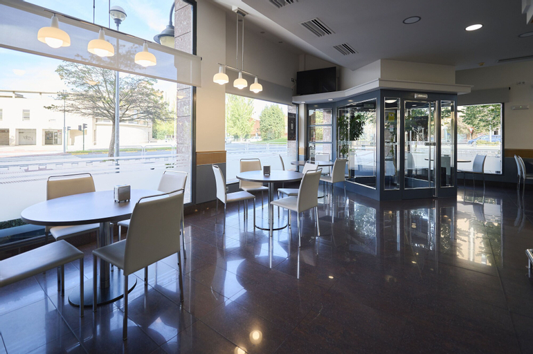 Food & Drinks 5, Hotel Albret, Navarra