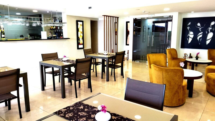 Food & Drinks 5, Skyna Hotel Luanda, Ingombota