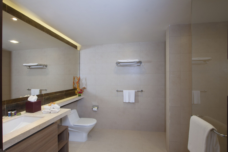 Bathroom 5, Oakwood Residence Whitefield Bangalore, Bangalore