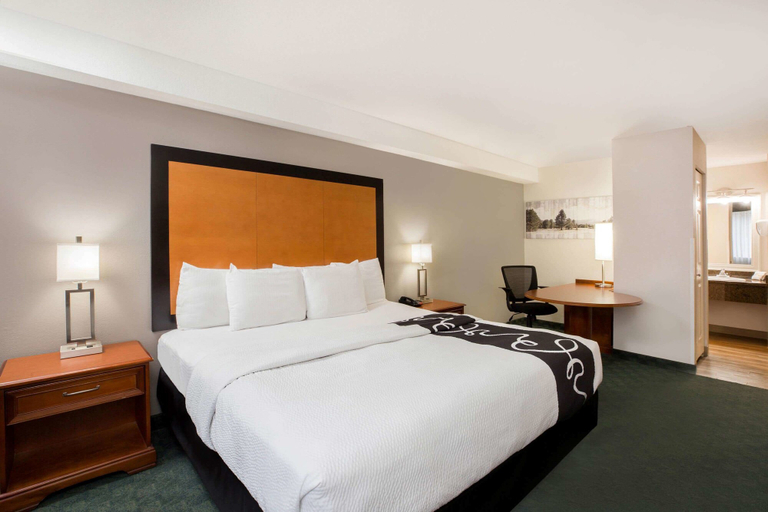 Bedroom 3, La Quinta Inn by Wyndham Everett, Snohomish