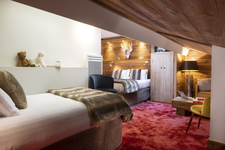 Bedroom 2, Hotel Ski Lodge, Savoie