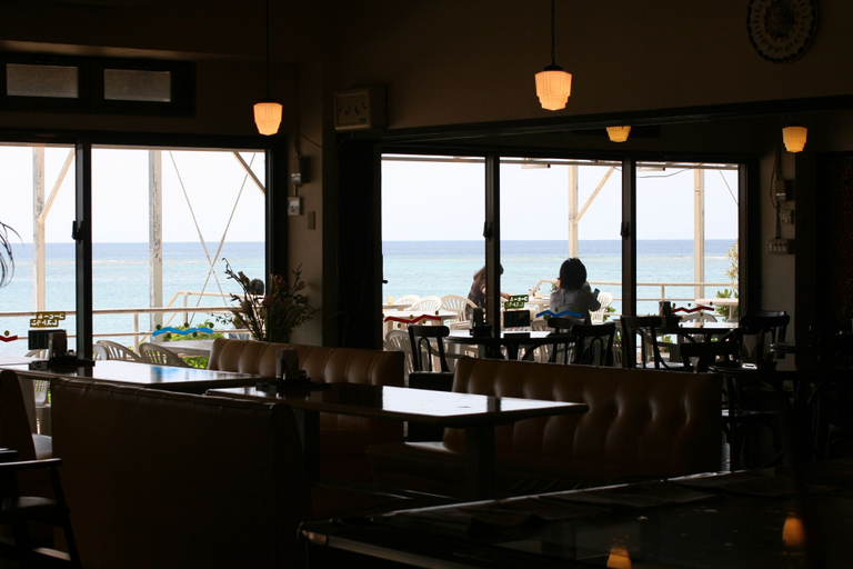 Food & Drinks 4, On The Beach Lue, Motobu