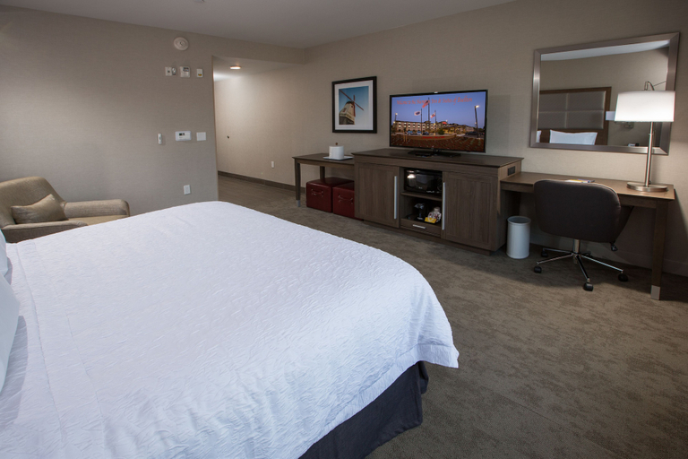 Bedroom 3, Hampton Inn & Suites Buellton/Santa Ynez Valley, Santa Barbara