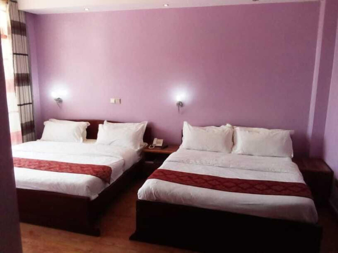 Bedroom 3, Beisa Hotel, Kieni