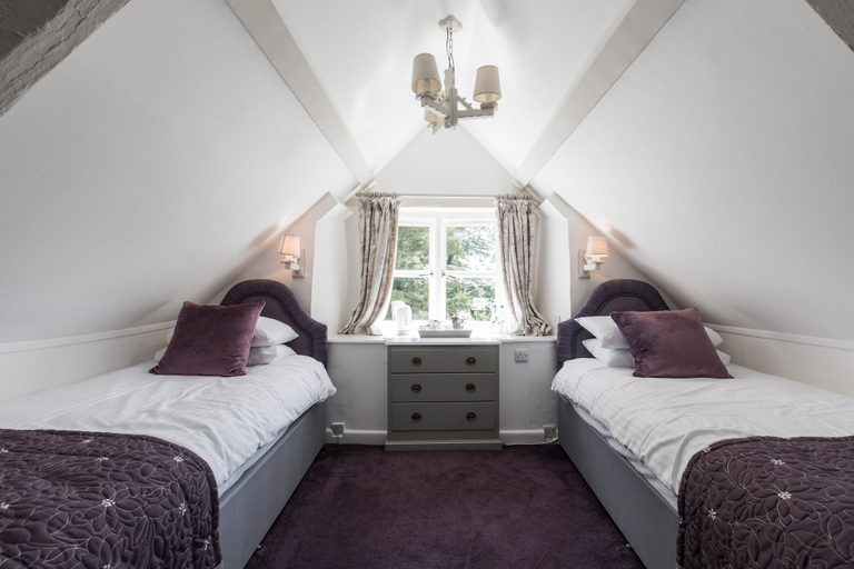 Bedroom 2, Mount Pleasant Hotel, Devon