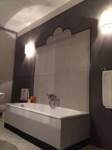 Bathroom 5, Capri Moon Guest House, Florence