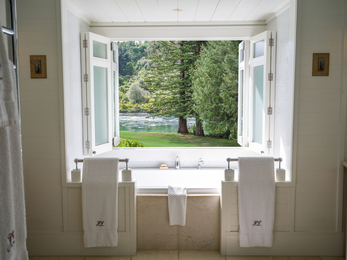 Bathroom 5, Huka Lodge, Beckons, Taupo