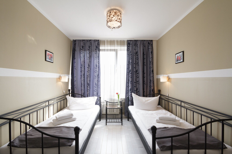 Bedroom 4, Hotel Pankow, Berlin