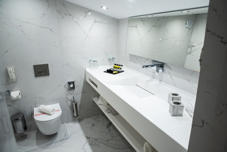 Bathroom 5, Lagaria Hotel, Central Macedonia