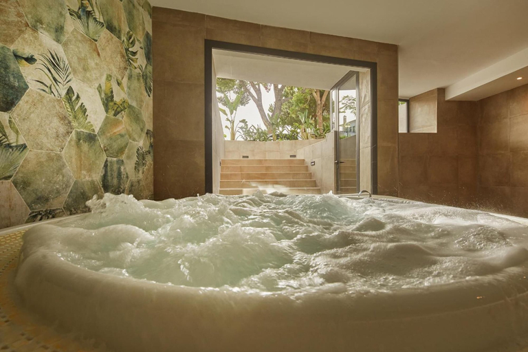 Bathroom 5, Sofia Alcudia Beach Hotel, Baleares