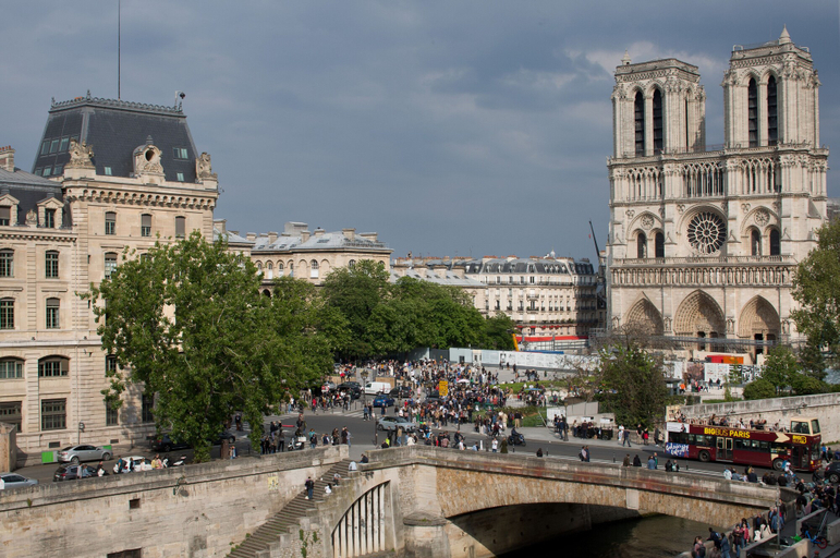 Exterior & Views 2, Hotel Les Rives De Notre Dame, Paris