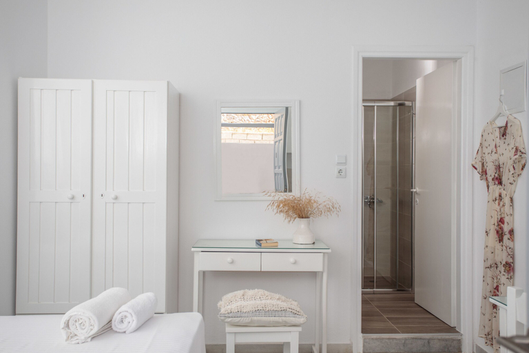 Bedroom 4, Ippokampos Town Apartments, South Aegean