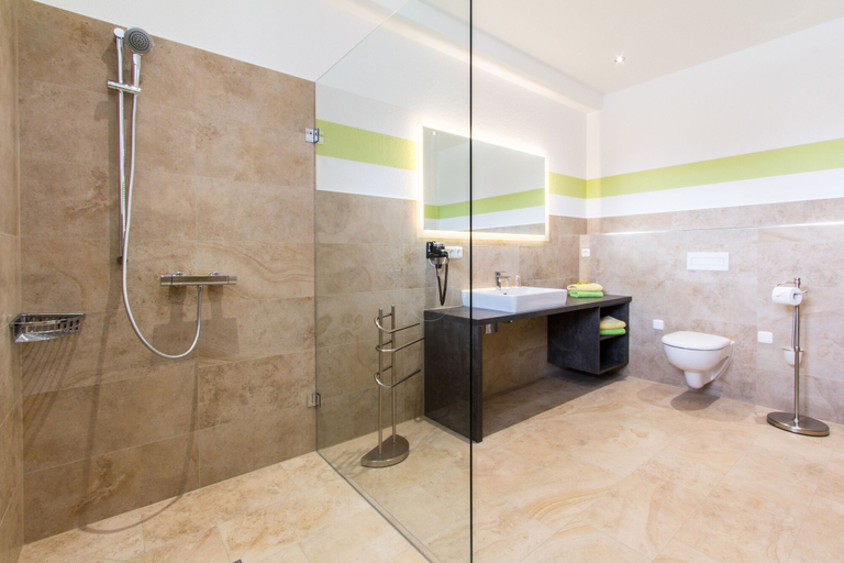 Bathroom 5, Wasmayr Hof, Landshut