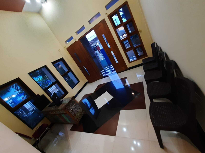 Others 5, 999 KHS 2 Homestay, Banyuwangi