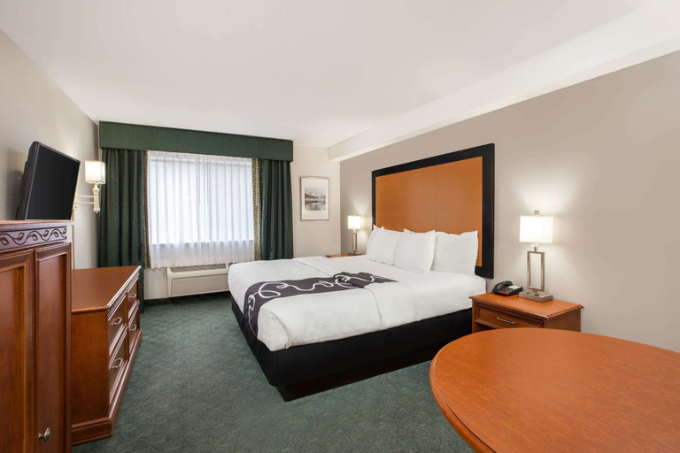 Bedroom 3, La Quinta Inn by Wyndham Everett, Snohomish