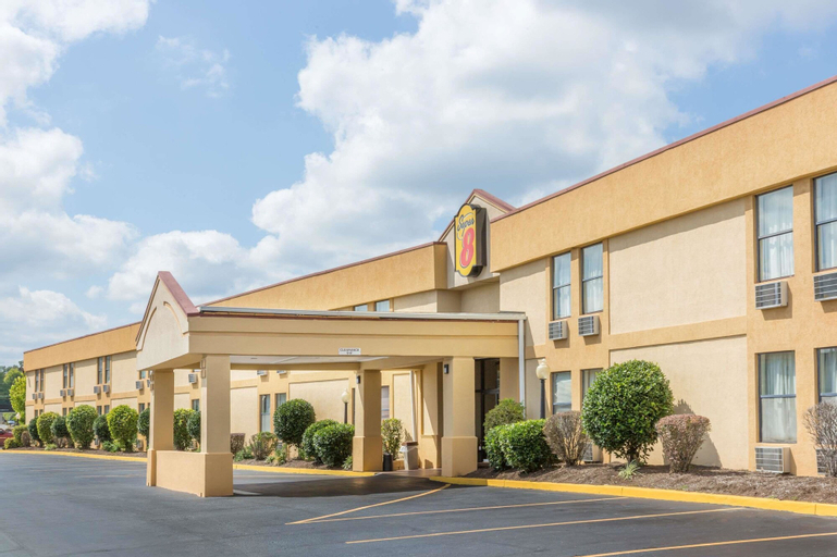 Super 8 by Wyndham Knoxville Downtown Area, Knox