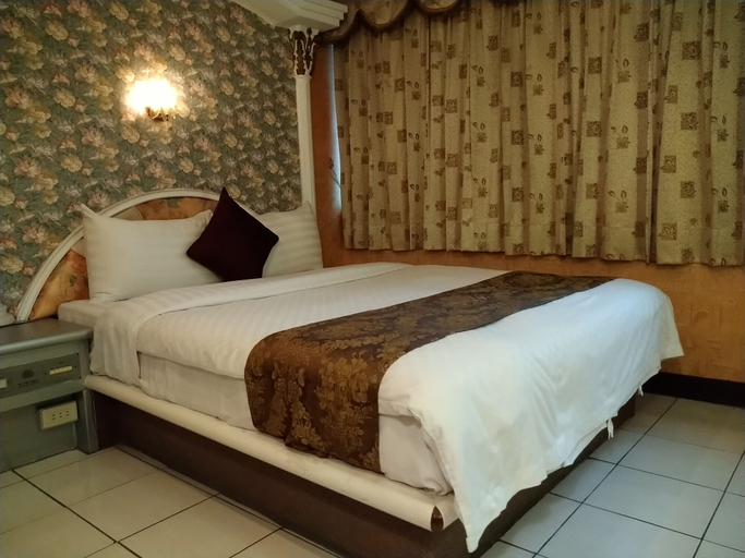 Bedroom 4, Boston Hotel, Chiayi City